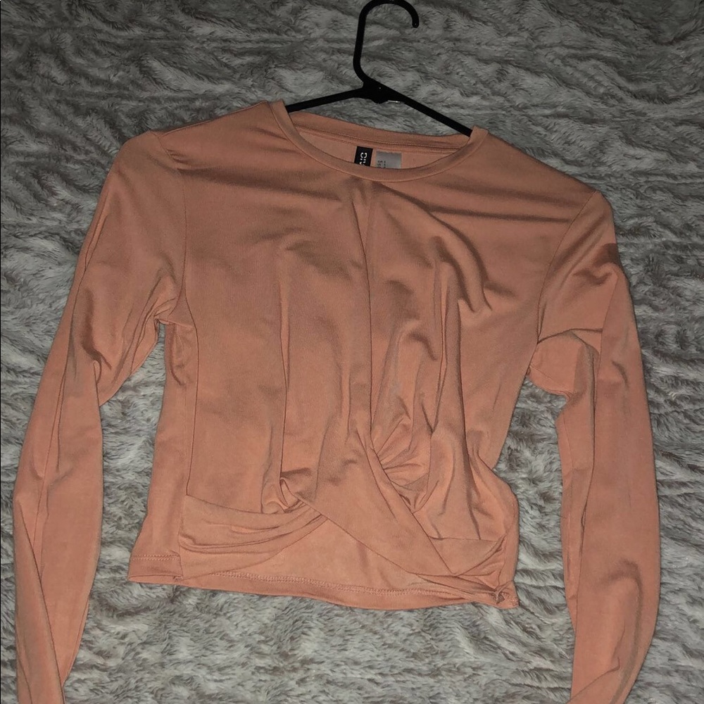 Long sleeve crop top